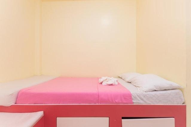 Bambooze Hauz Hotell Balabag  Rum bild